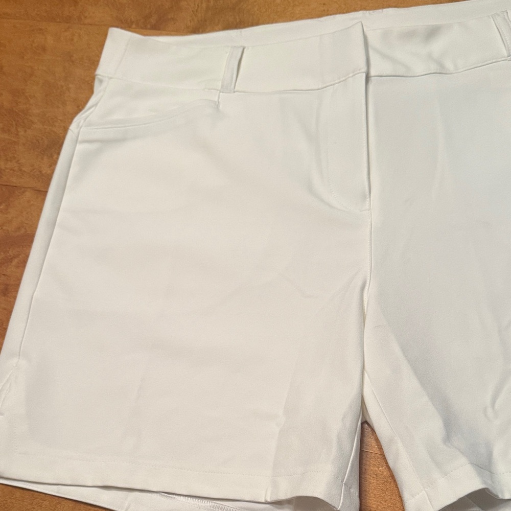 Adidas Women's Golf Shorts SZ 16 White